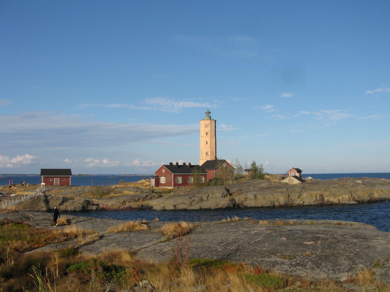 [Bastu-Fia at S�dersk�r Lighthouse]