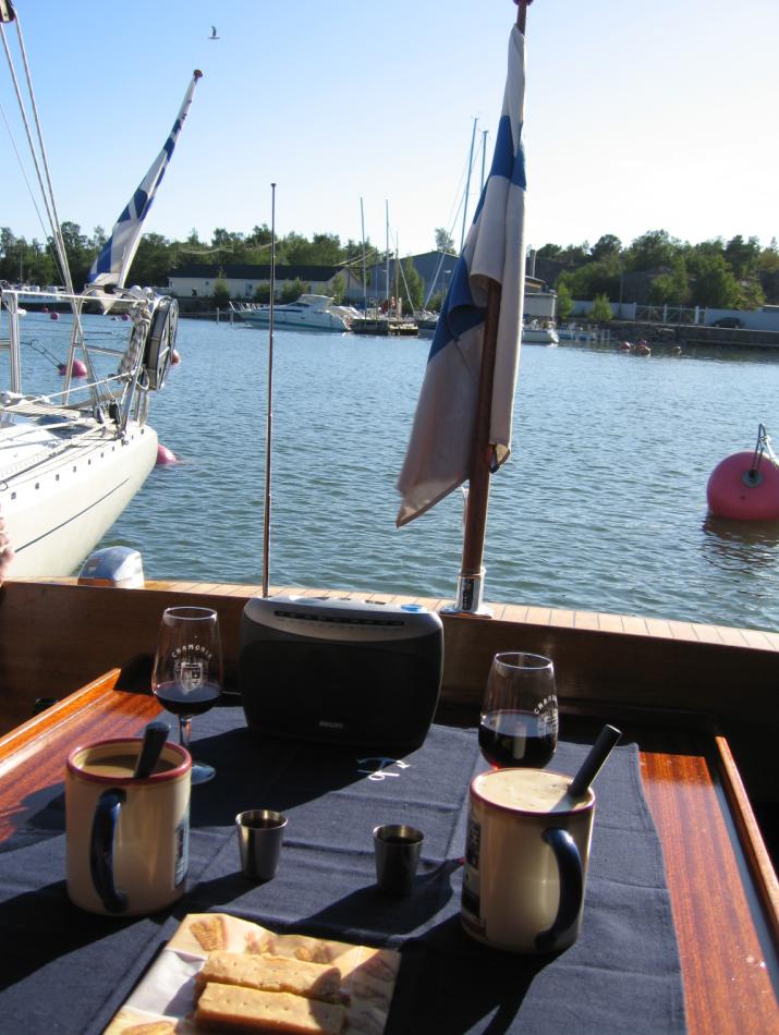 [Coffee in Hanko Guest Harbour]
