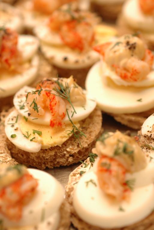 [Jokiravunpyrst�leipi�]