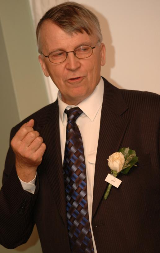 [Morsiamen is�n puhe]