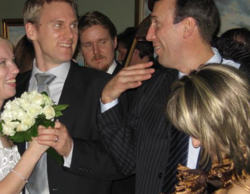 [Pient� ryysist�]