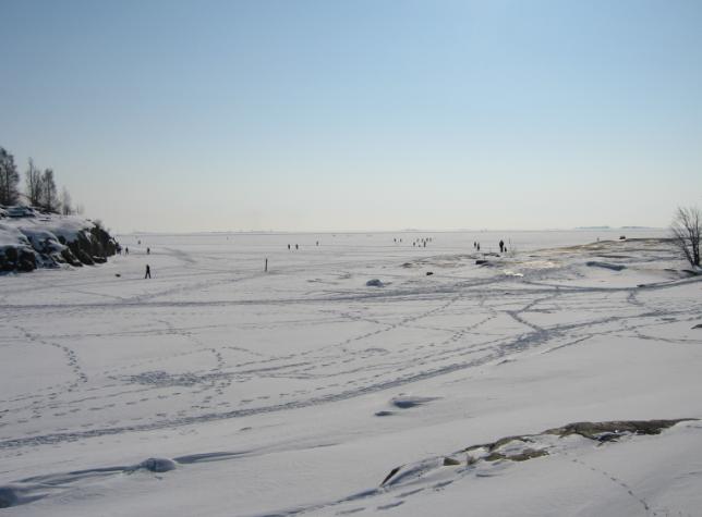 [Uuninluukku, Helsinki in Winter]